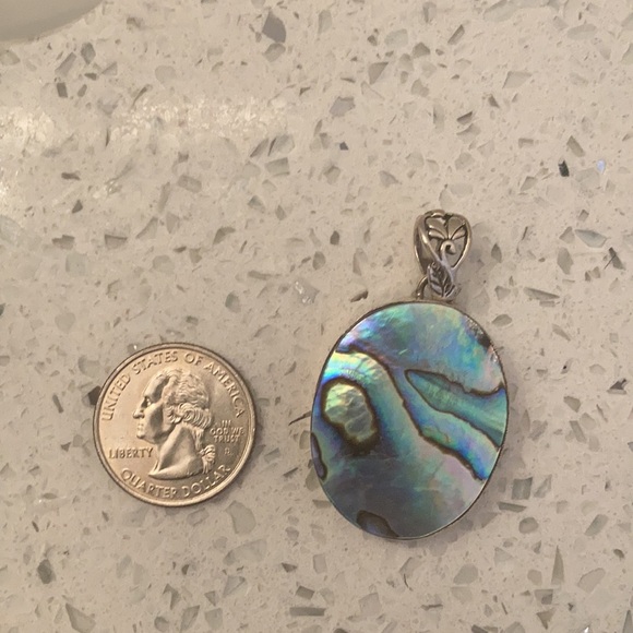 Abalone Shell Pendent - Picture 3 of 5